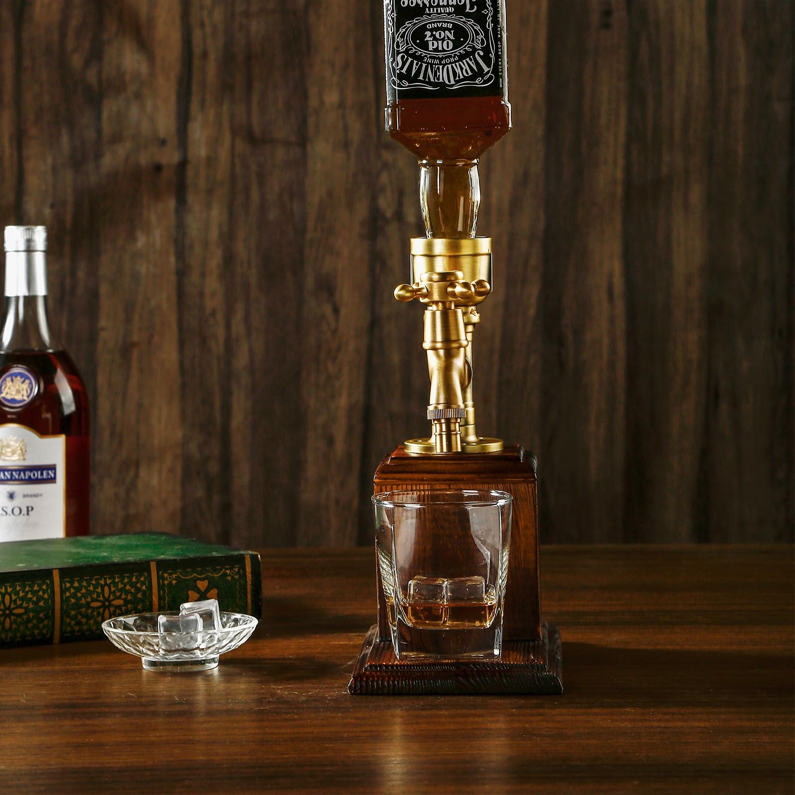 Vida Brillante dispenser features simple assembly for quick setup