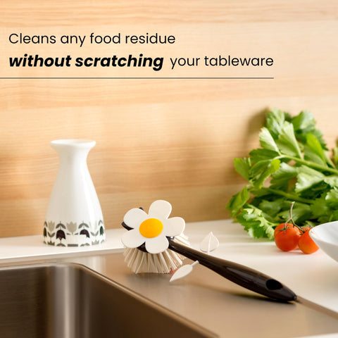 Vigar Flower Power ergonomic handle reduces hand fatigue during scrubbing