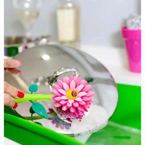 Vigar Flower Power brush and vase holder keeps kitchen tidy.
