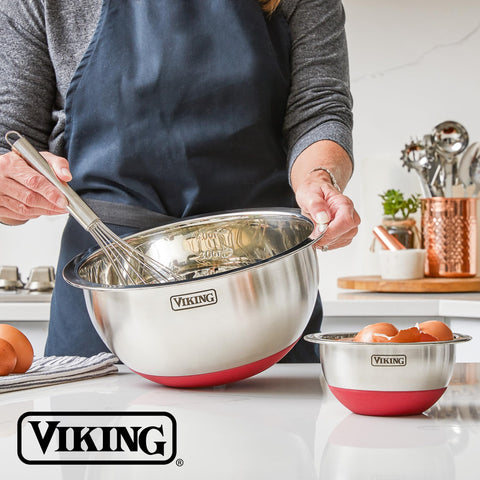 Viking dishwasher-safe bowls with tight lids for simple cleanup and prep.
