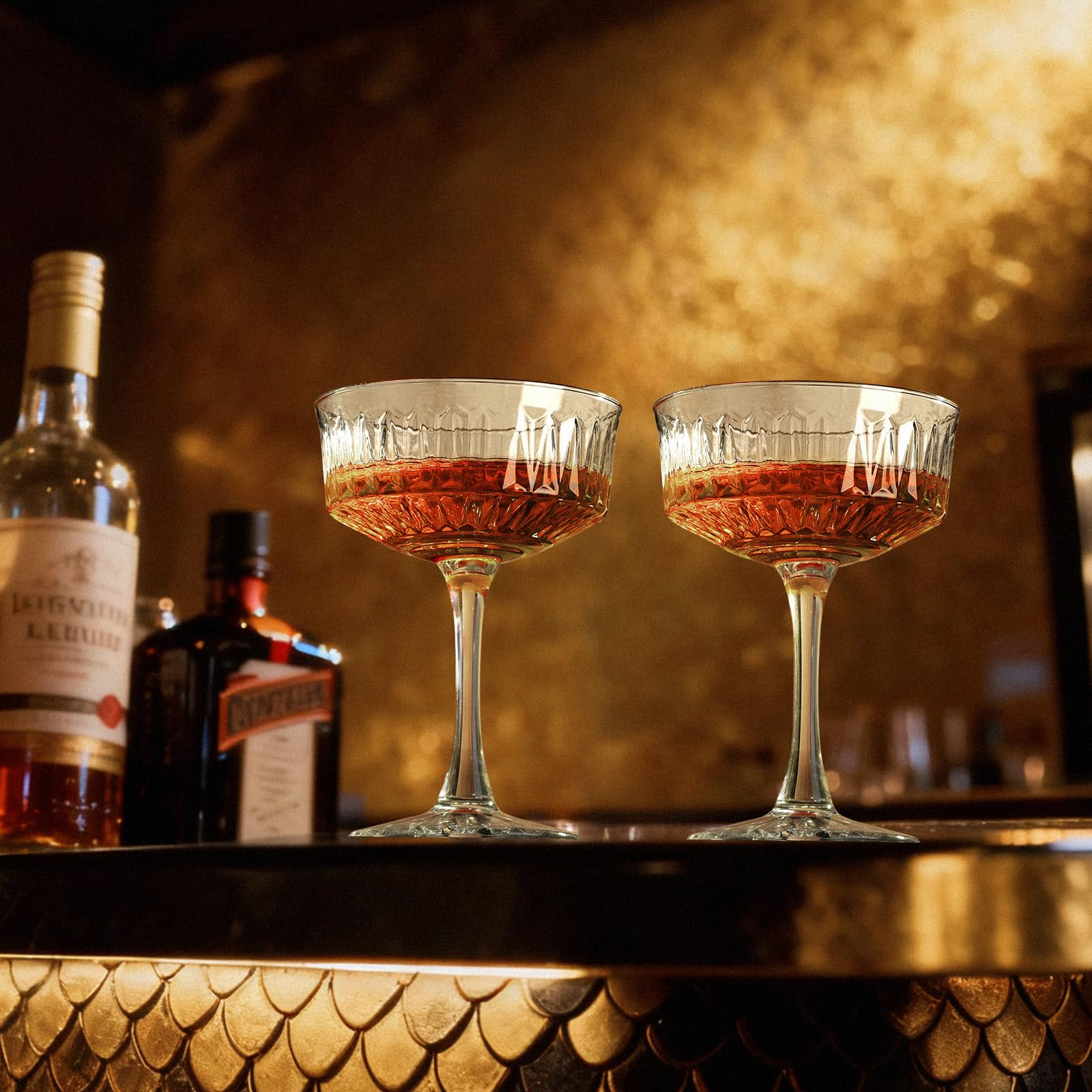 VIMERPA handcrafted blown glass with smooth rim and durable feel.