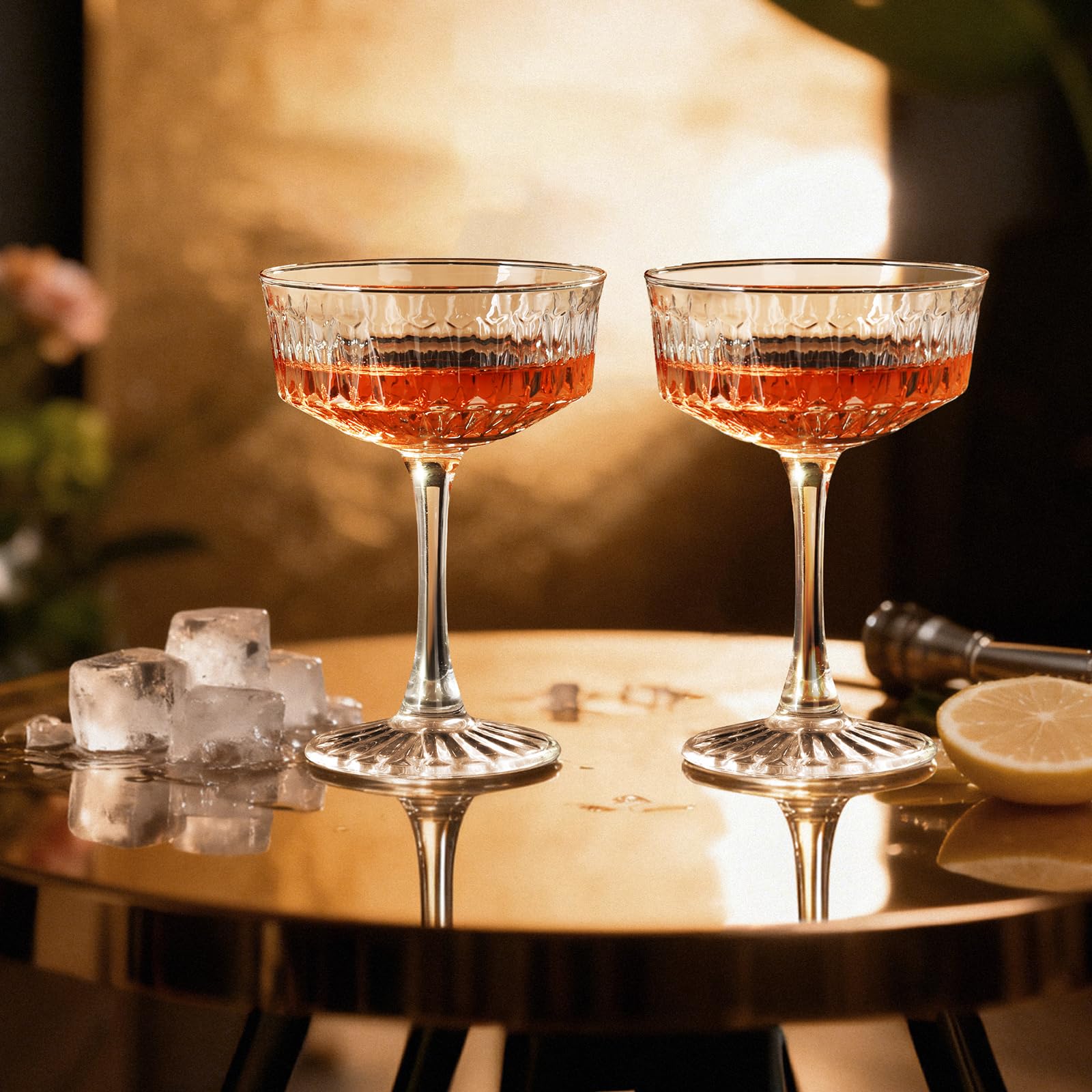 VIMERPA satin-lined gift box perfect for weddings and celebrations.