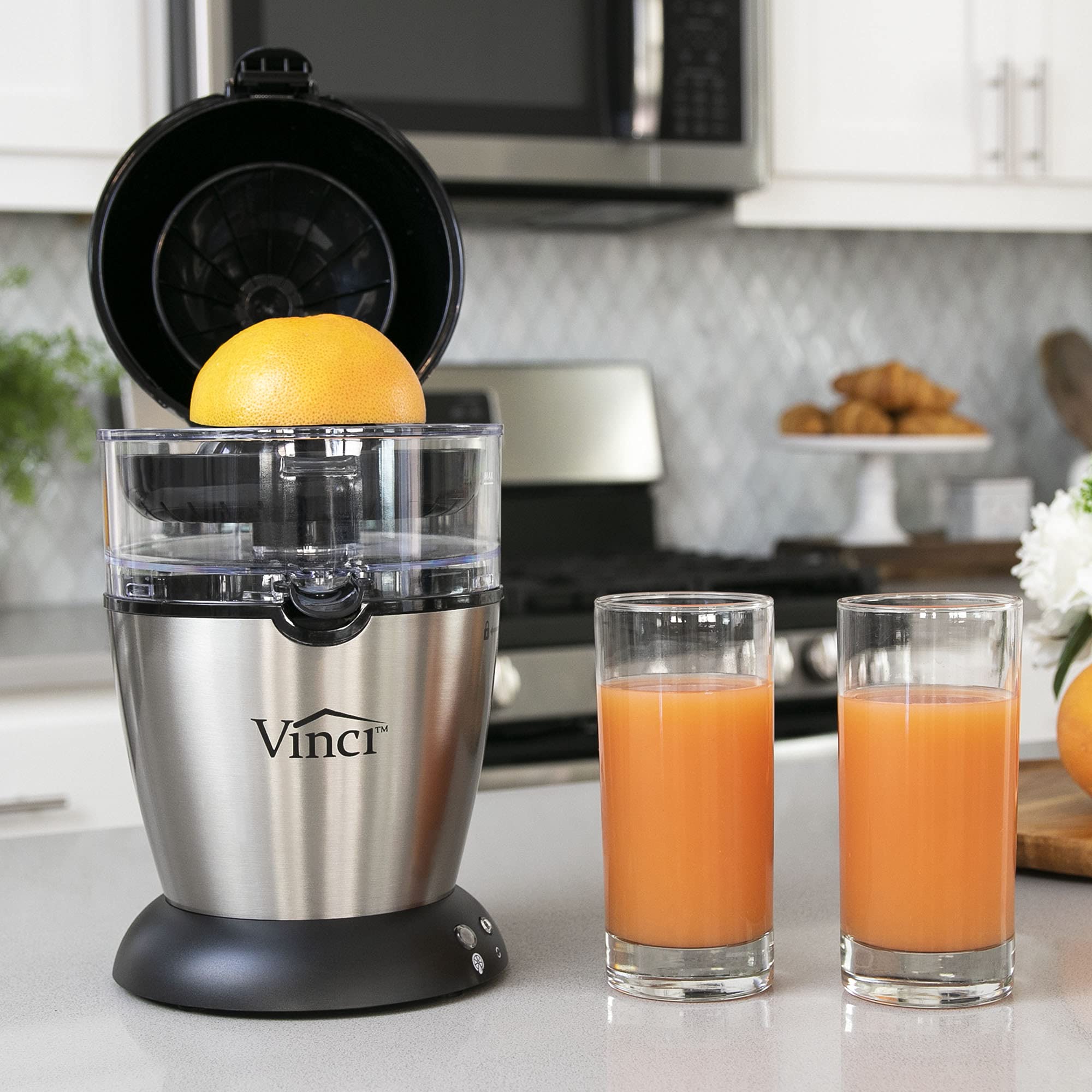 VINCI easy-clean design reduces cleanup time after juicing.