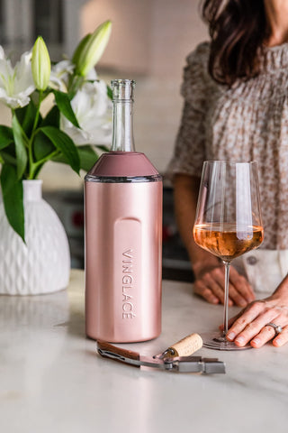 Vinglacé packaging highlights a premium gift-ready wine accessory
