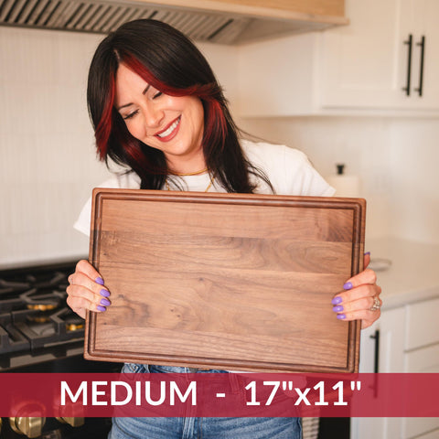 Knife friendly walnut surface preserves blade sharpness during use.