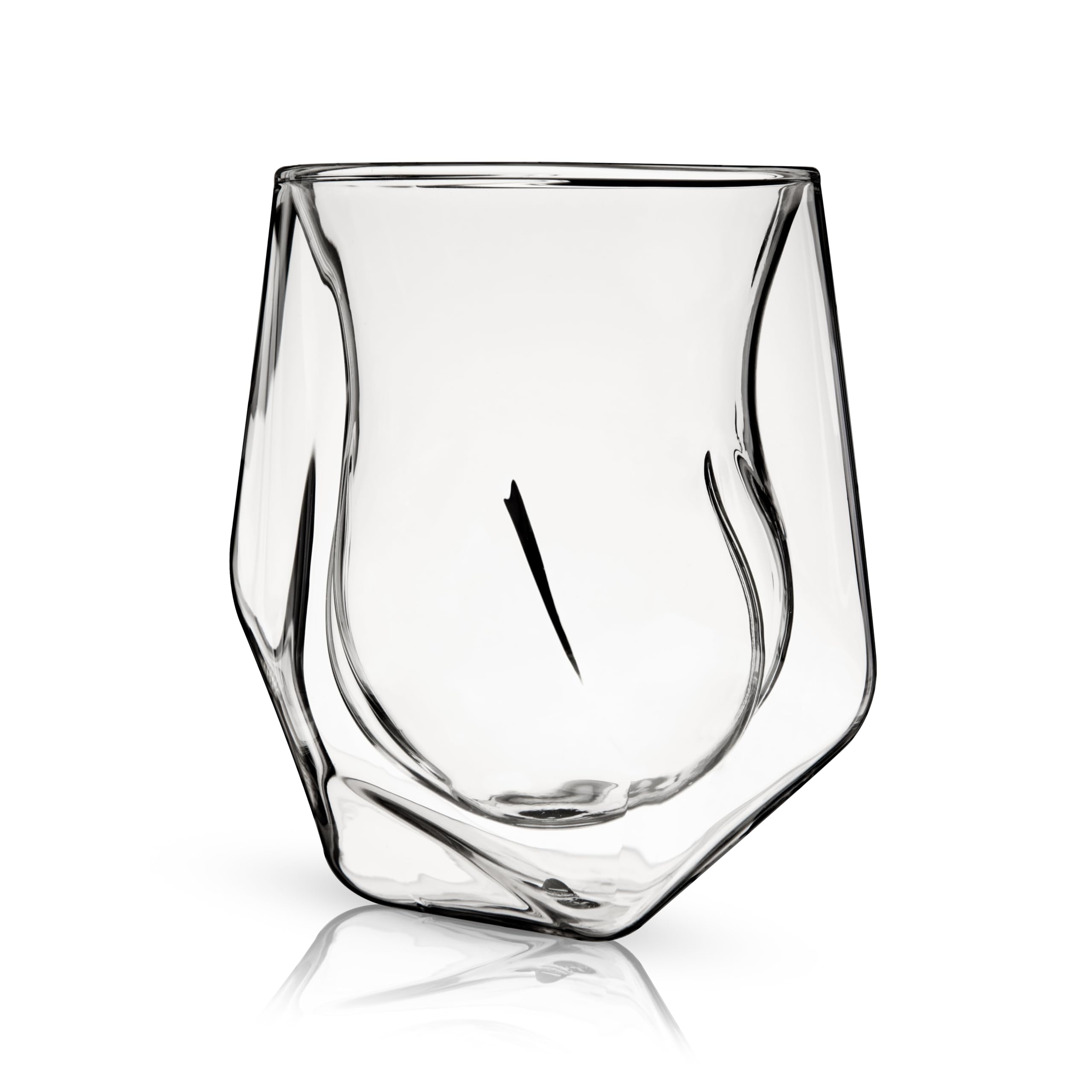 Viski clear borosilicate glass reveals color and viscosity of the spirit.