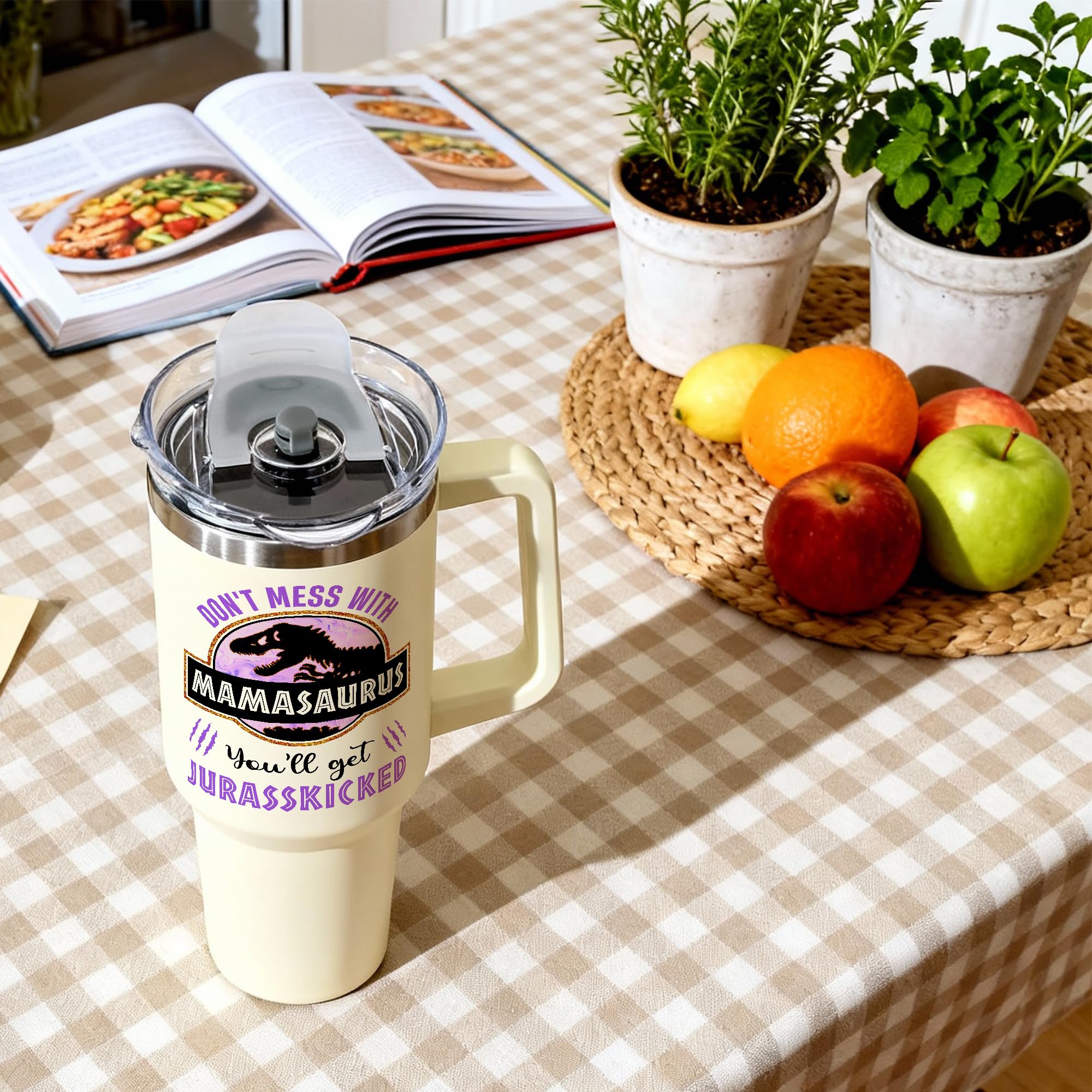 VIWIS Mothers Day tumbler ideal for mom gifts and smiles.