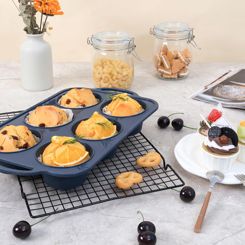 Vnray easy-clean muffin pan after use, quick rinse.