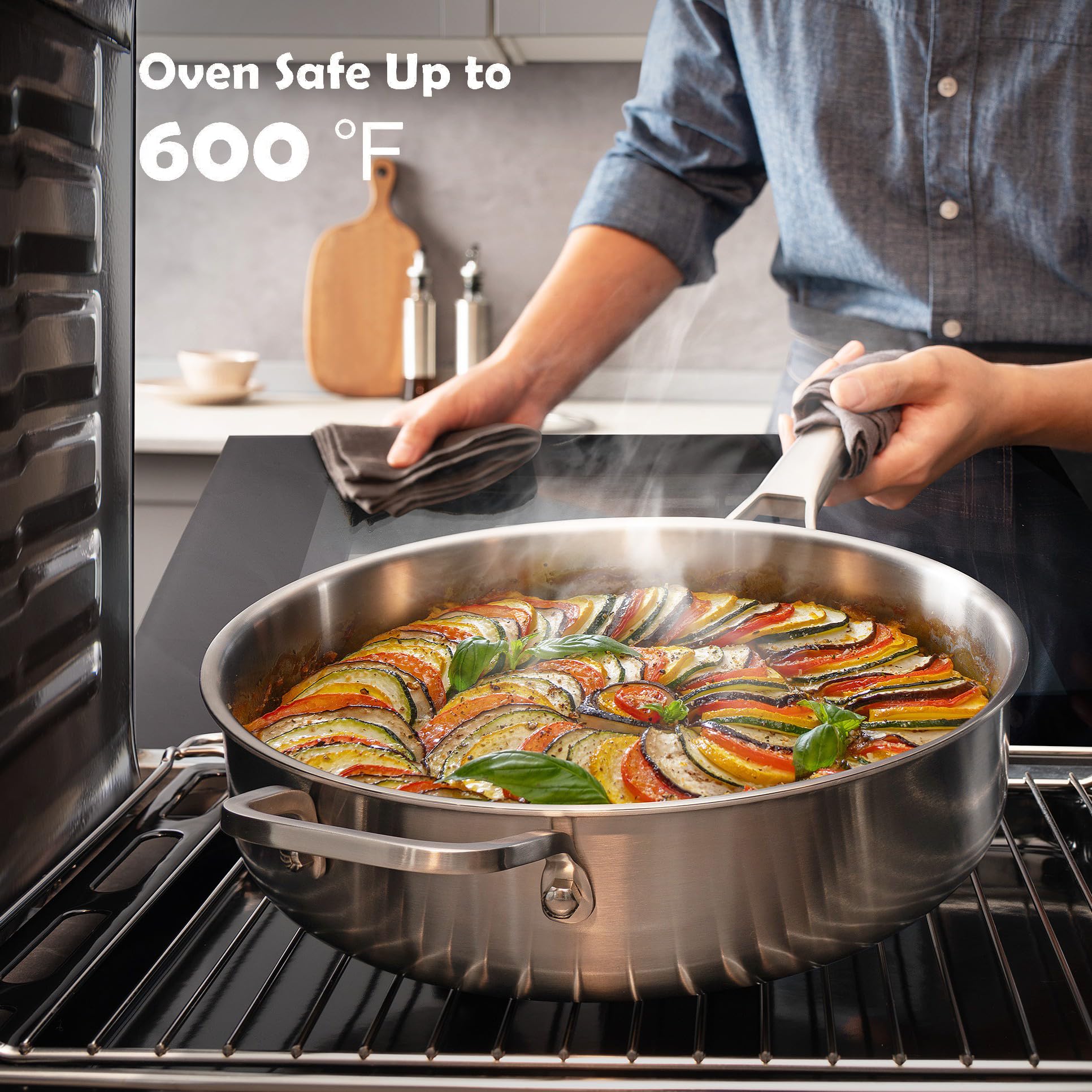 VocVoi tri-ply cookware ergonomic handle reduces fatigue during longer cooking.