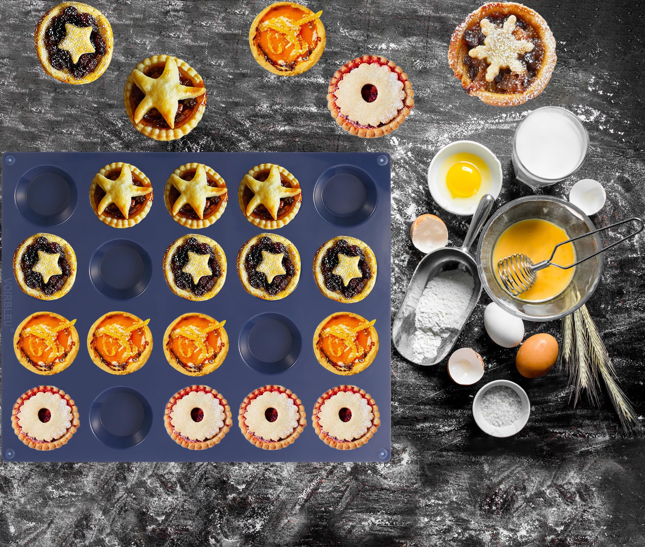Blue VOIRBLEU mini pie pans for small pastries and desserts.