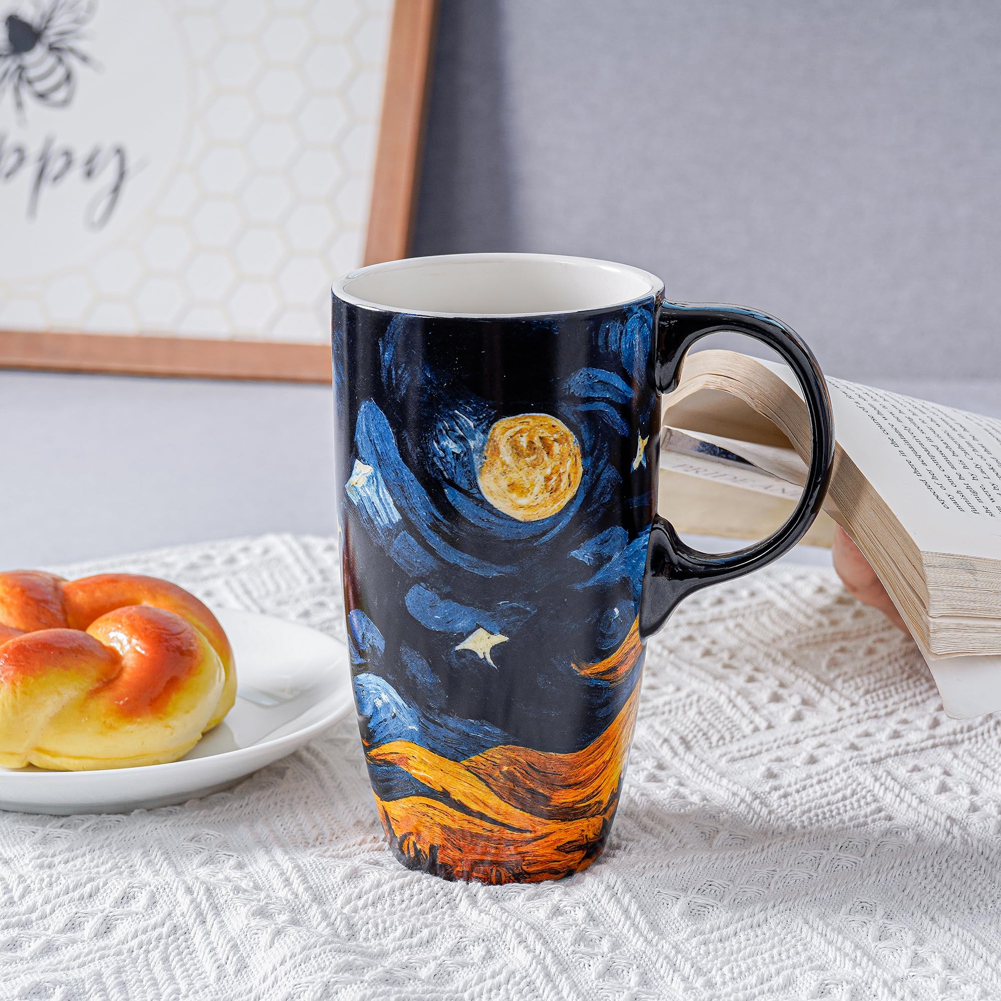 Voltogar mug with lid and silicone ring prevents spills and burns