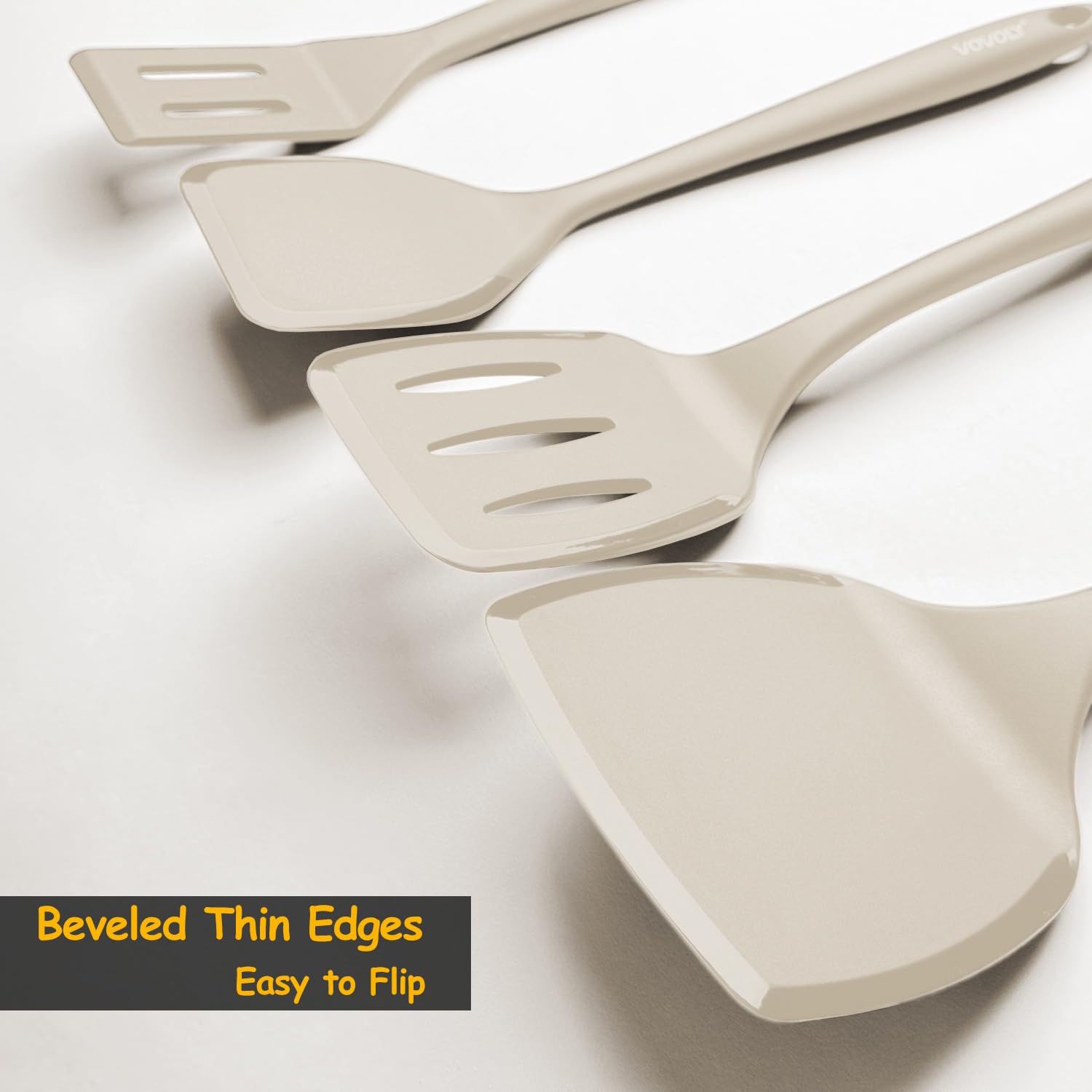 Vovoly slotted spatula ideal for sautéing vegetables and draining excess liquid.