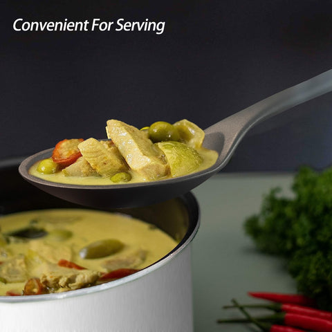 Vovoly nonstick silicone ensures easy release from pans.