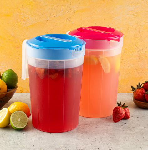 VOXRO BPA-free plastic pitcher close-up highlighting safe material for families.