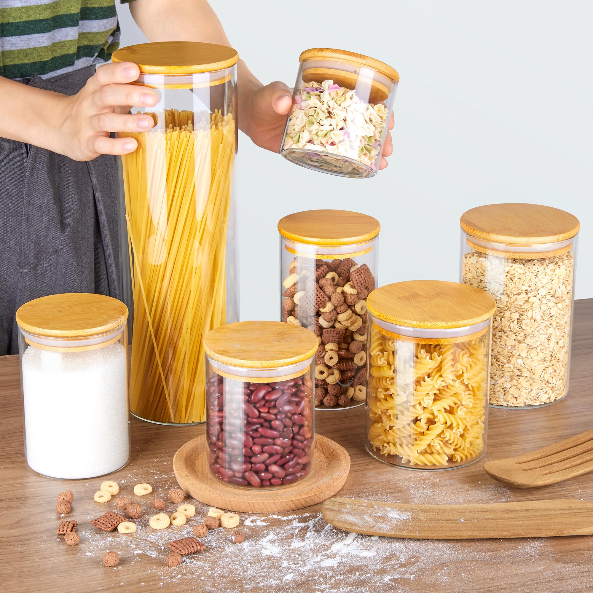 Vtopmart 30oz glass jar keeps cereals visible and fresh with a tight seal.