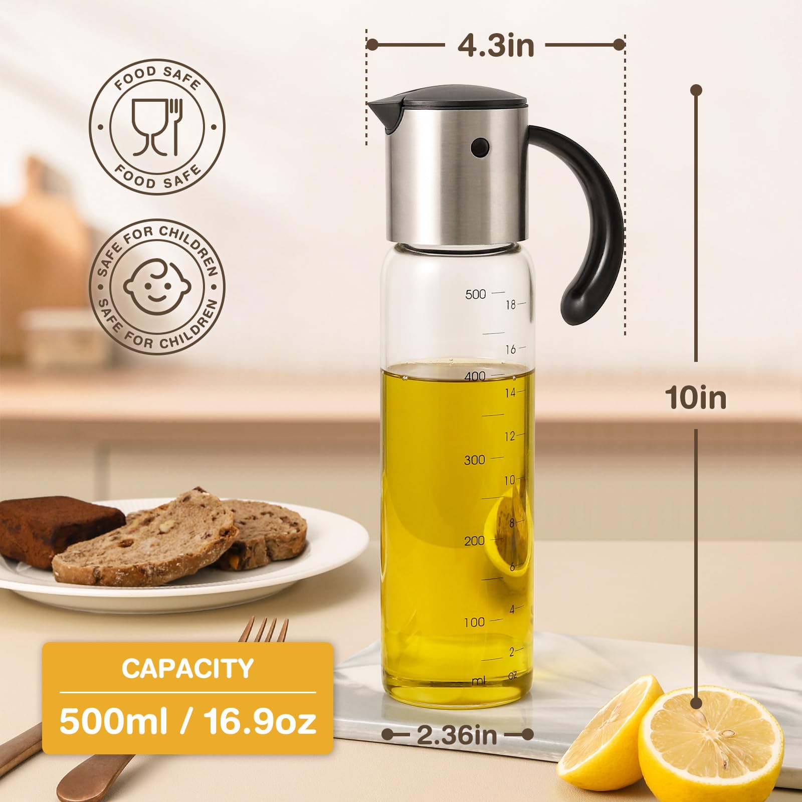 Vucchini borosilicate glass bottle withstands heat while preserving freshness