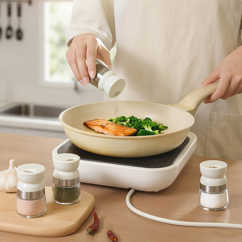 Vucchini compact shaker fits lunchboxes and bags for daily flavoring.