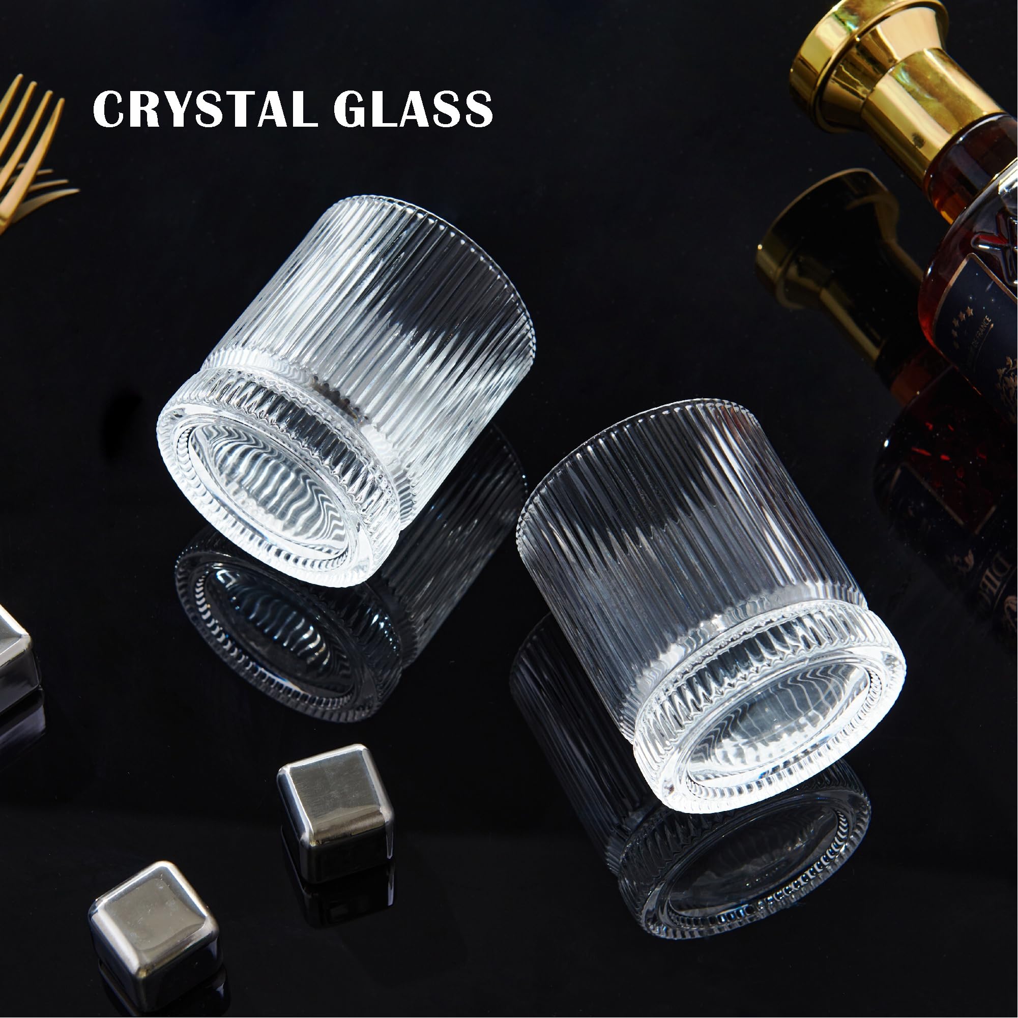 VUNDO lead-free crystal glasses highlight clarity for every pour.
