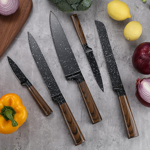 Vvwgkpk 6-piece steak knives arranged for secure serving.