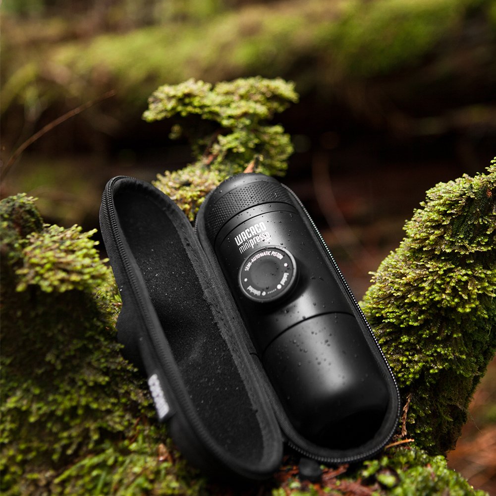 WACACO Minipresso Case fits Minipresso GR/NS snugly for secure storage.