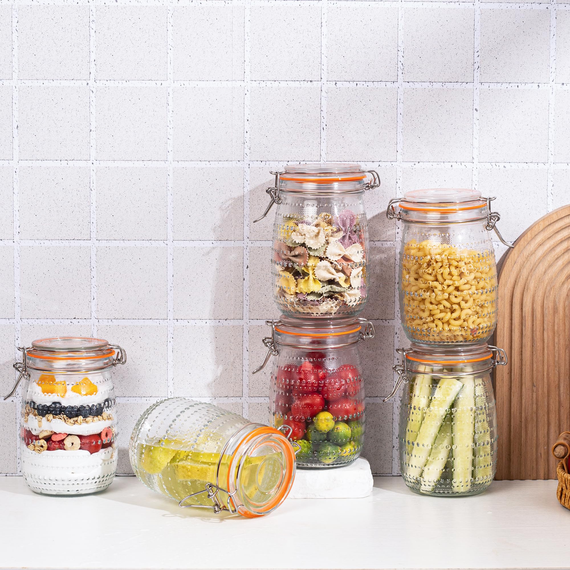 WACOI six-pack packaging protects jars during shipping.