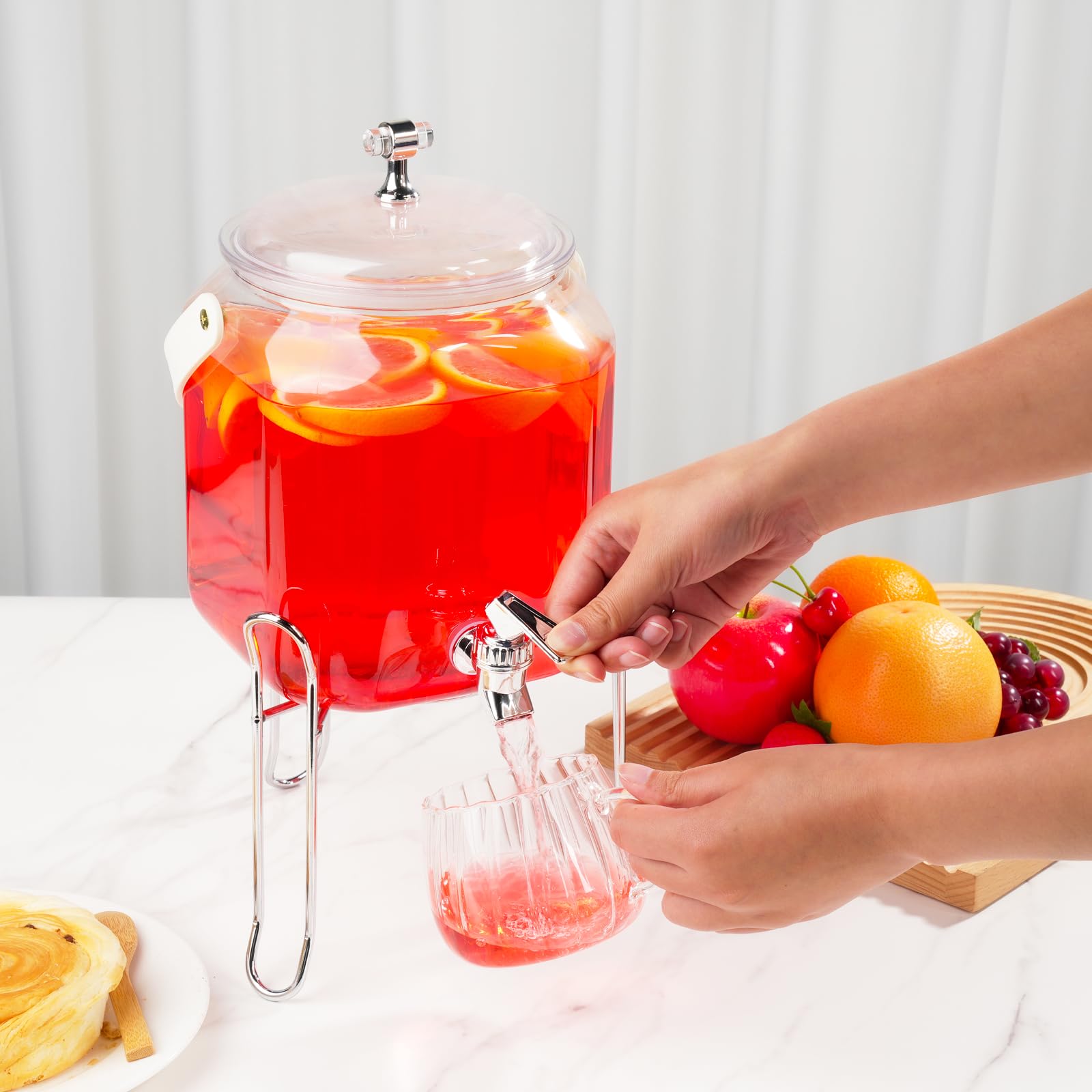 Wagrvuy quick-release spout and handle allow fast disassembly for cleaning