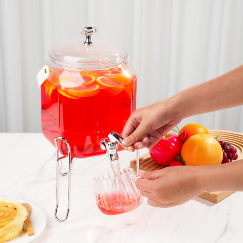 Wagrvuy quick-release spout and handle allow fast disassembly for cleaning