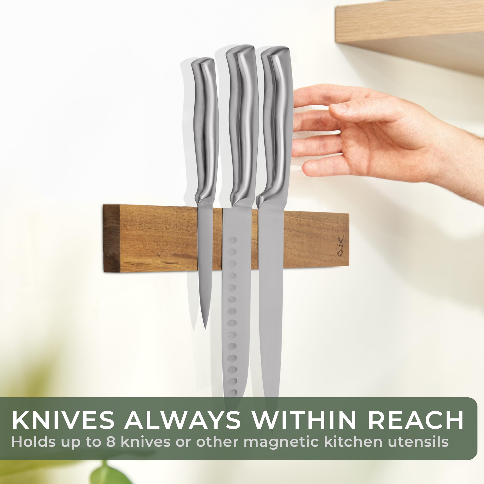 WALDWERK heavy knives stay secure on strip during cooking