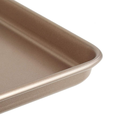 Walooza dishwasher safe baking tray simplifies cleaning after busy cooking sessions.