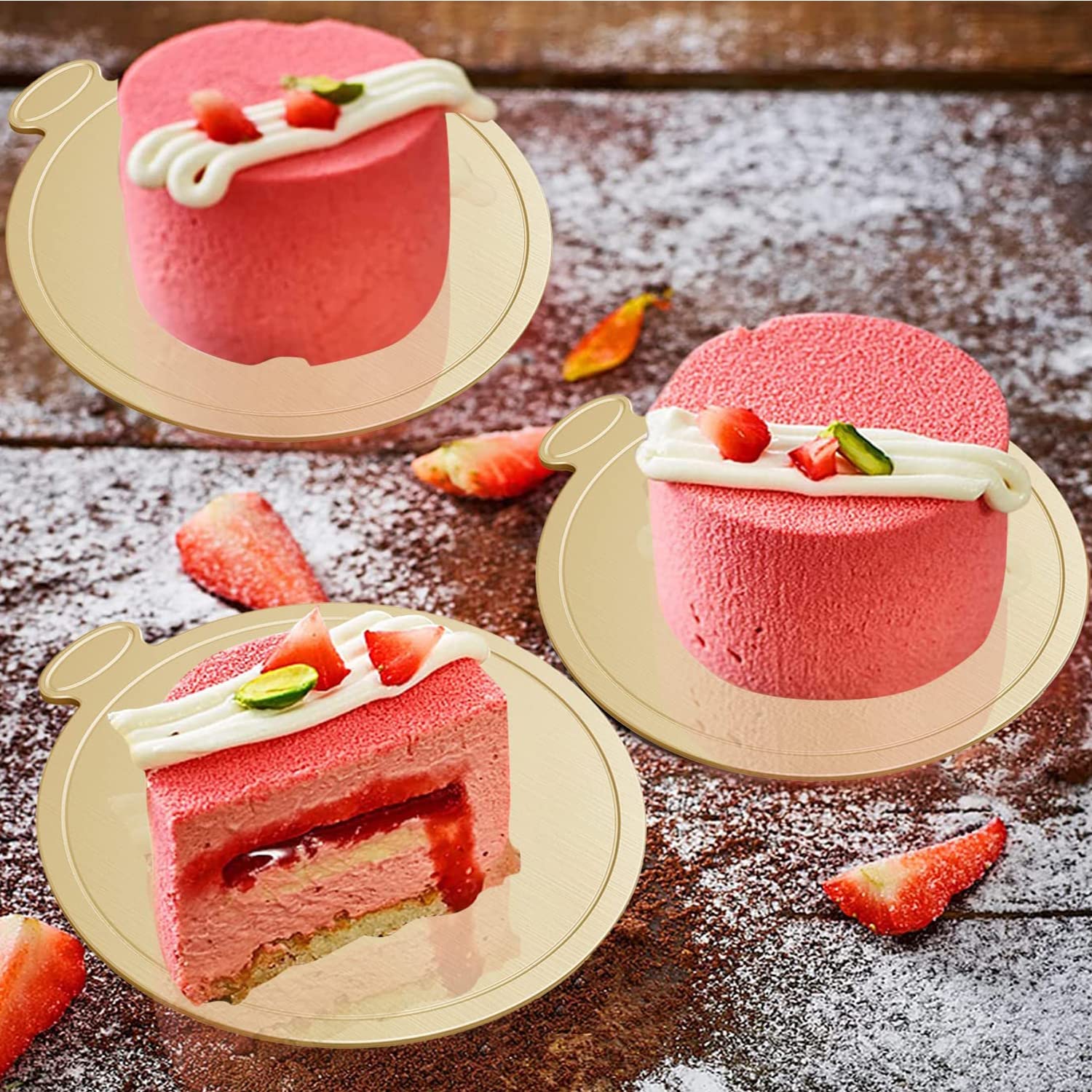 WANBAO gold mini cake board ideal for cupcake displays and petite desserts.