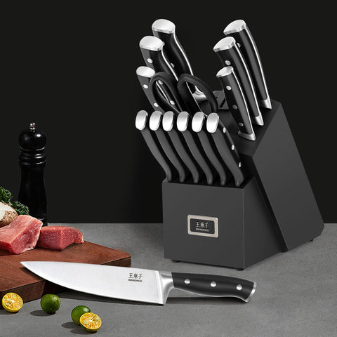 WANGMAZI wooden knife holder keeps blades organized and safe.