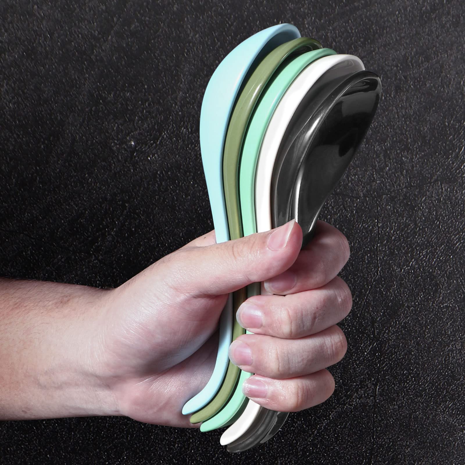 Wareland durable ceramic spoons resist heat and maintain a smooth feel