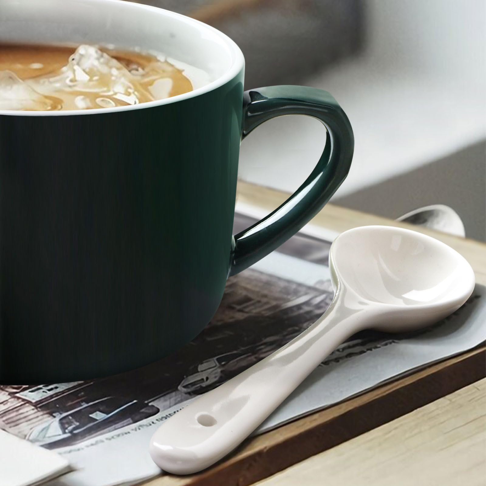 Wareland microwave usage tips for vented lids and quick heating.