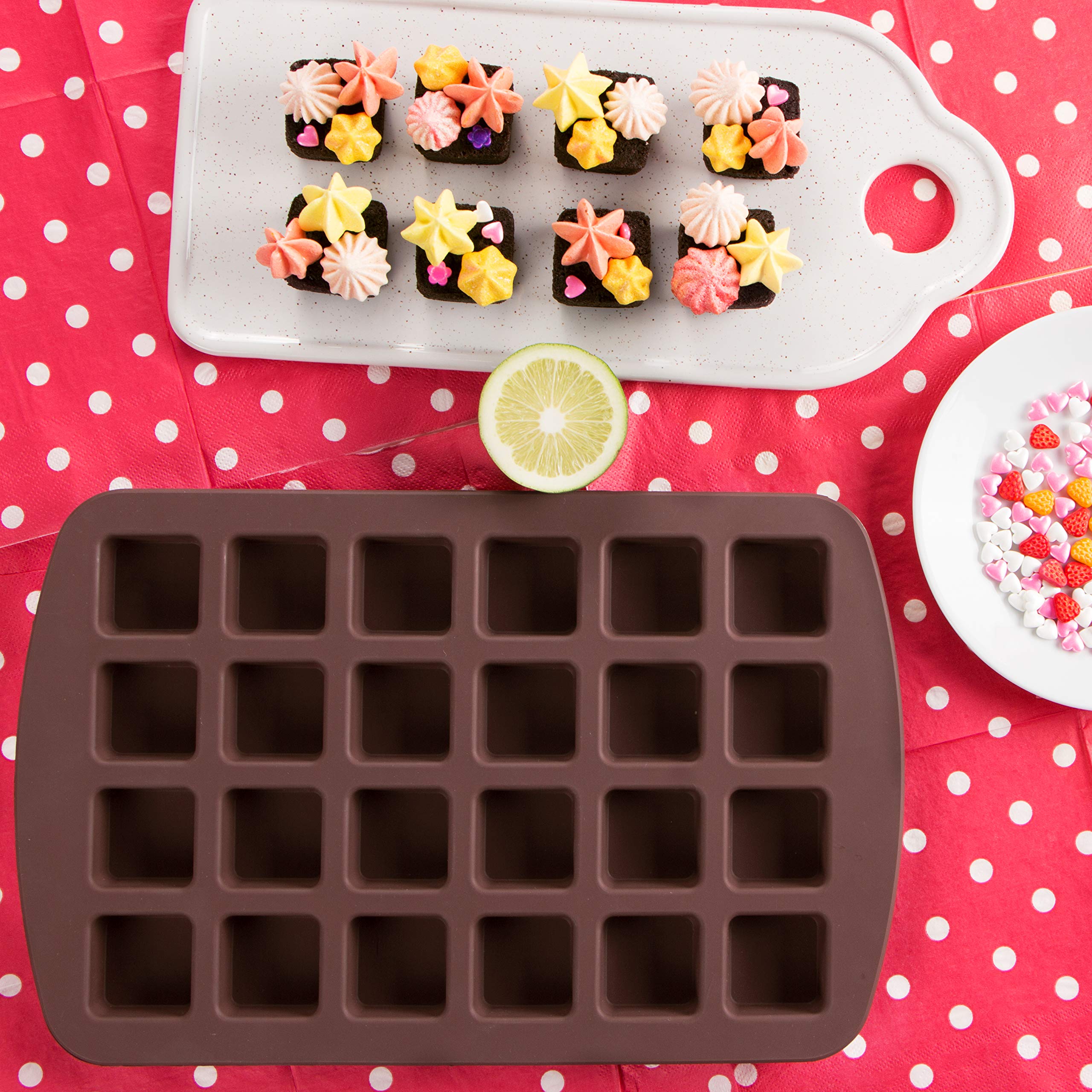 Webake 1.5-inch cavities highlight even portion sizes for treats.