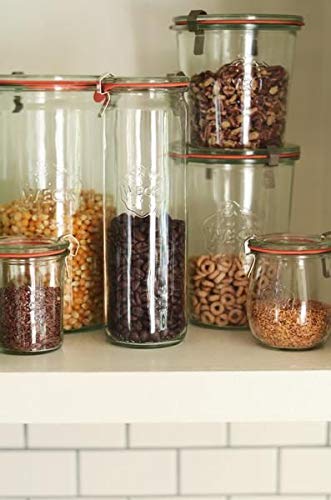 WECK jar illustrating microwave-safe use for quick reheating