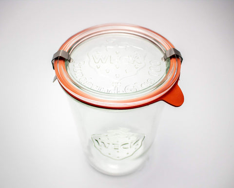 Weck Mold Jar stores dried spices and pulses neatly.