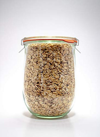 WECK Tulip Jar 745 elegant design adds style to kitchen counters.