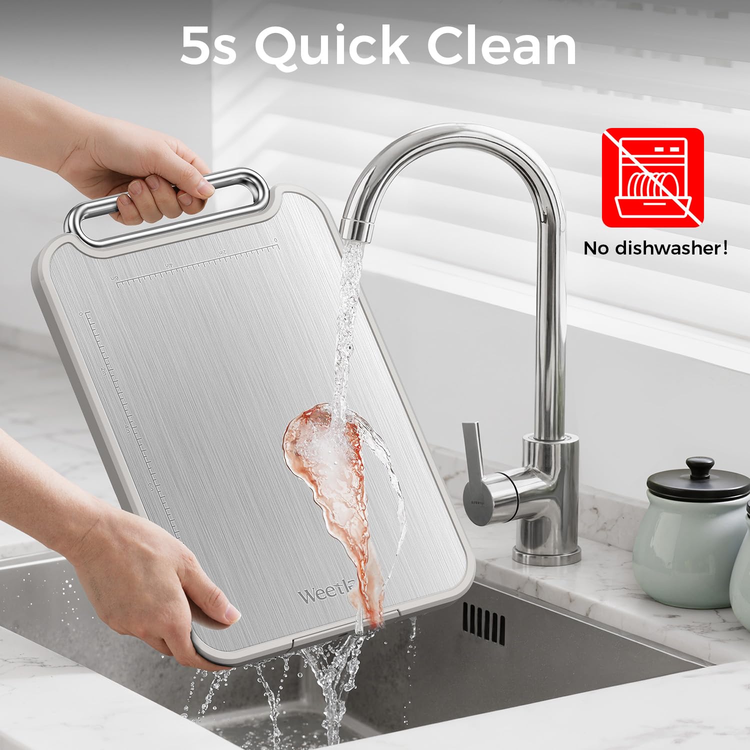 Weetla non-slip surface keeps board steady during chopping