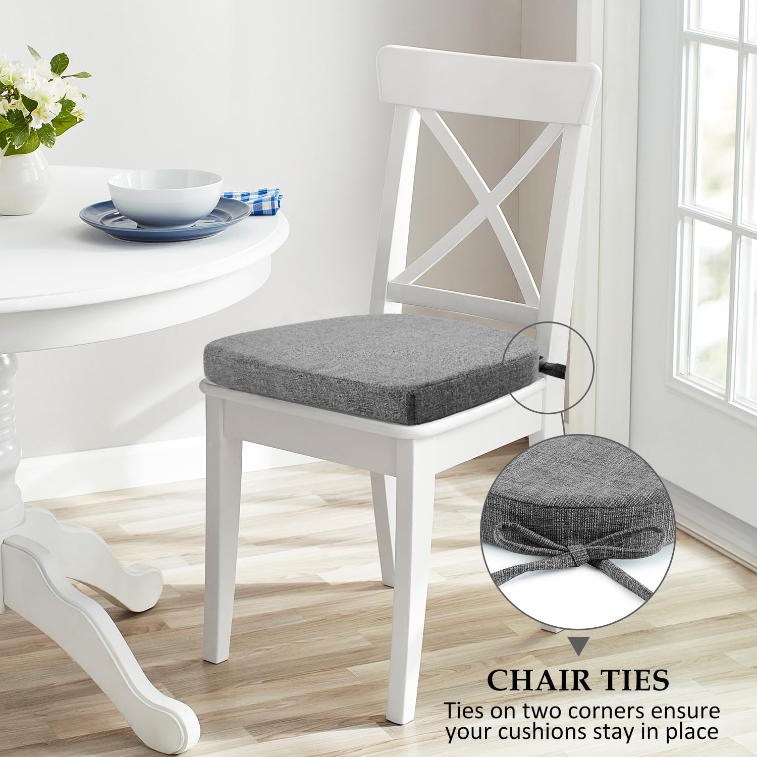 Wellsin cushions in fade-resistant fabric for indoor use