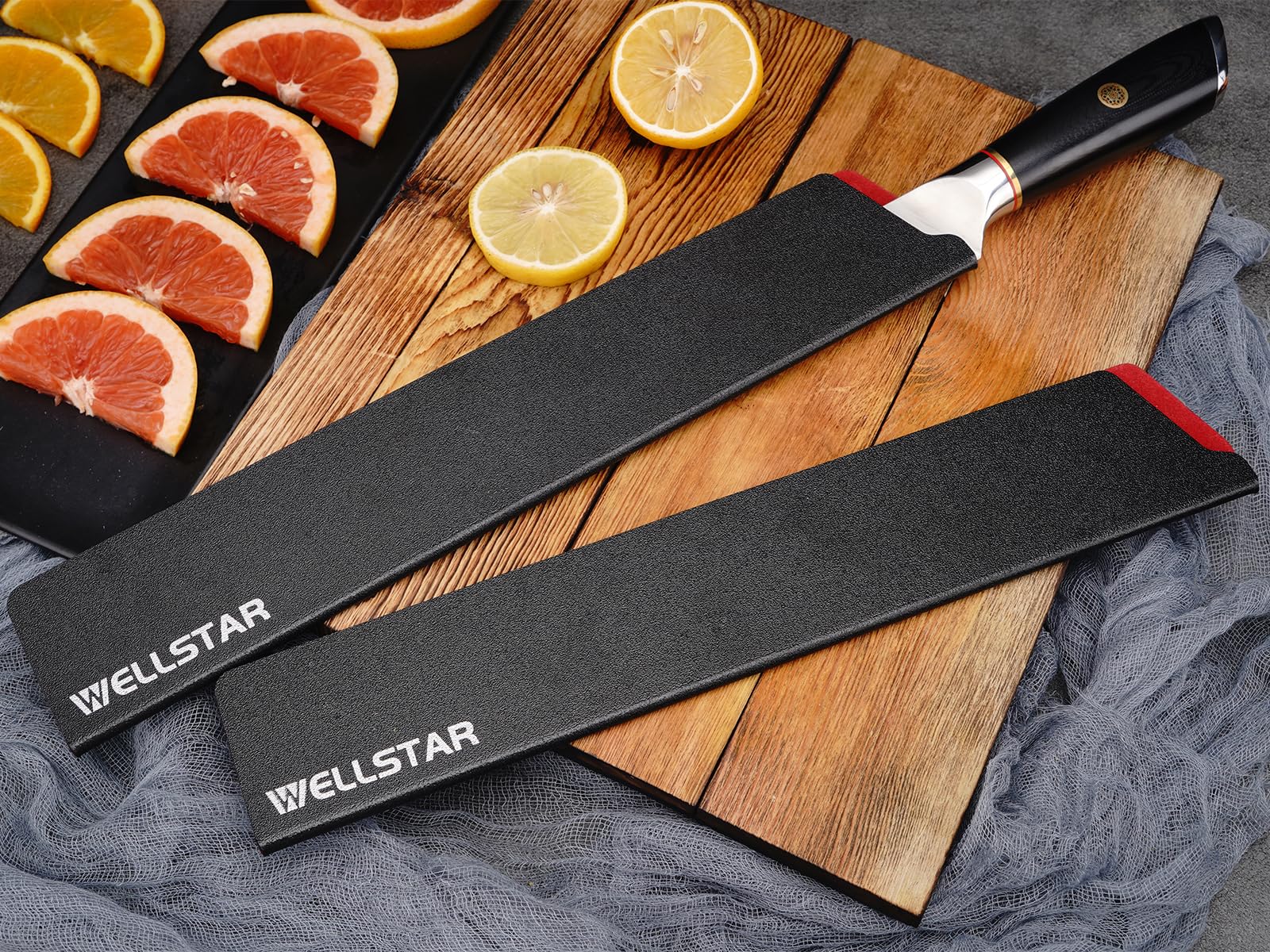 WellStar illustrated protection with soft felt lining reduces blade wear over time.