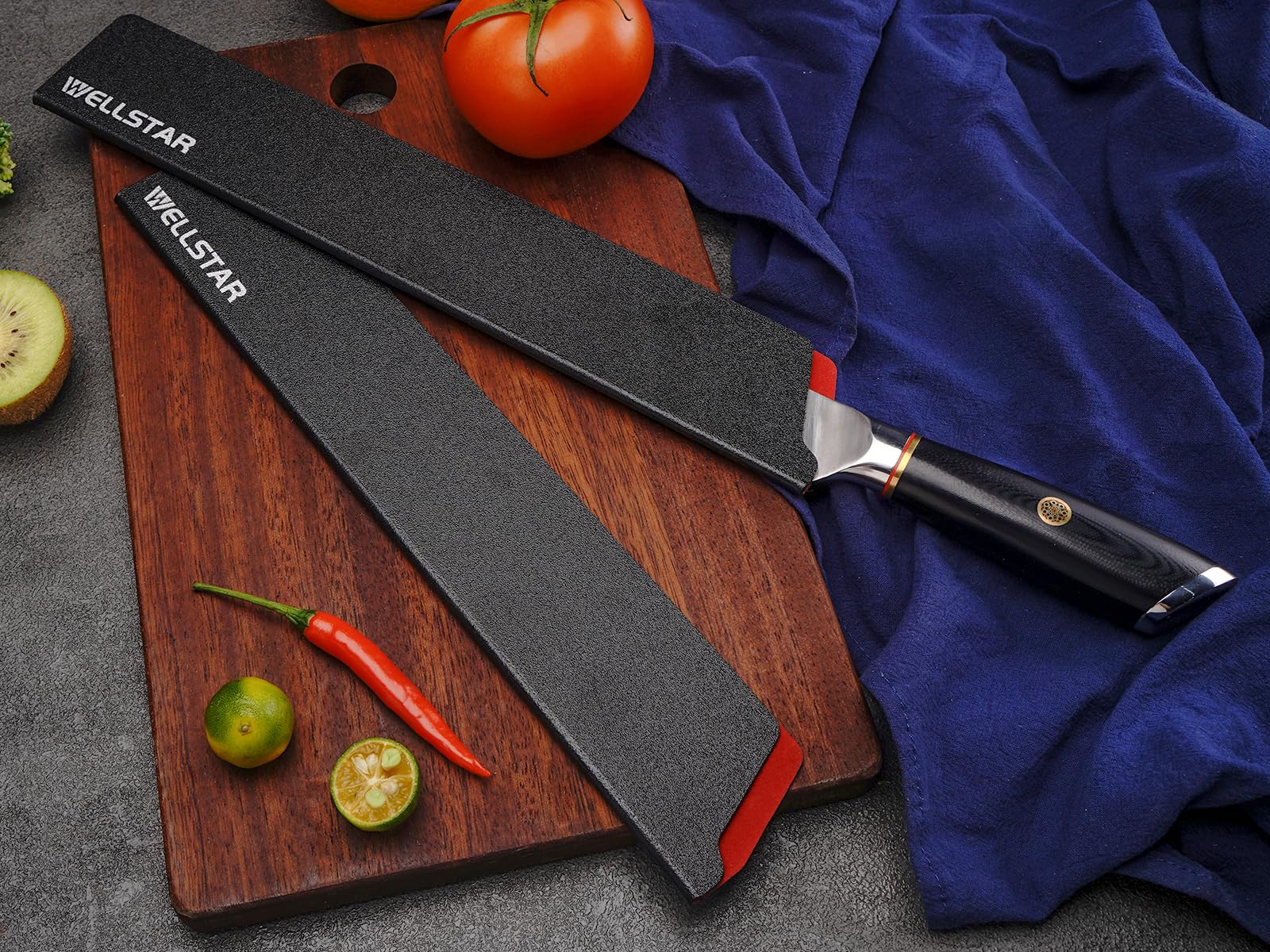 WellStar universal knife guards fit various blade shapes for safe storage.
