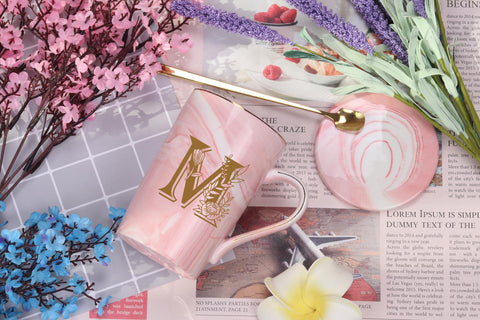 WENSSY pink M with flower mug handle close-up, comfortable large handle for easy grip.
