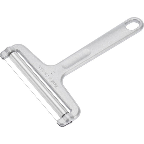 Close-up of stainless steel wire on Westmark slicer