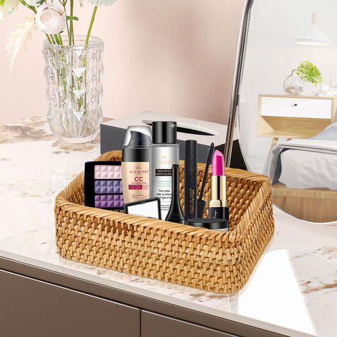 Whalehub medium-dimension basket ideal for towels or magazines