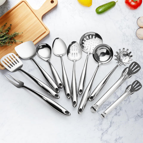 WHIFUTENS 11-piece pasta server for lifting and draining pasta smoothly.