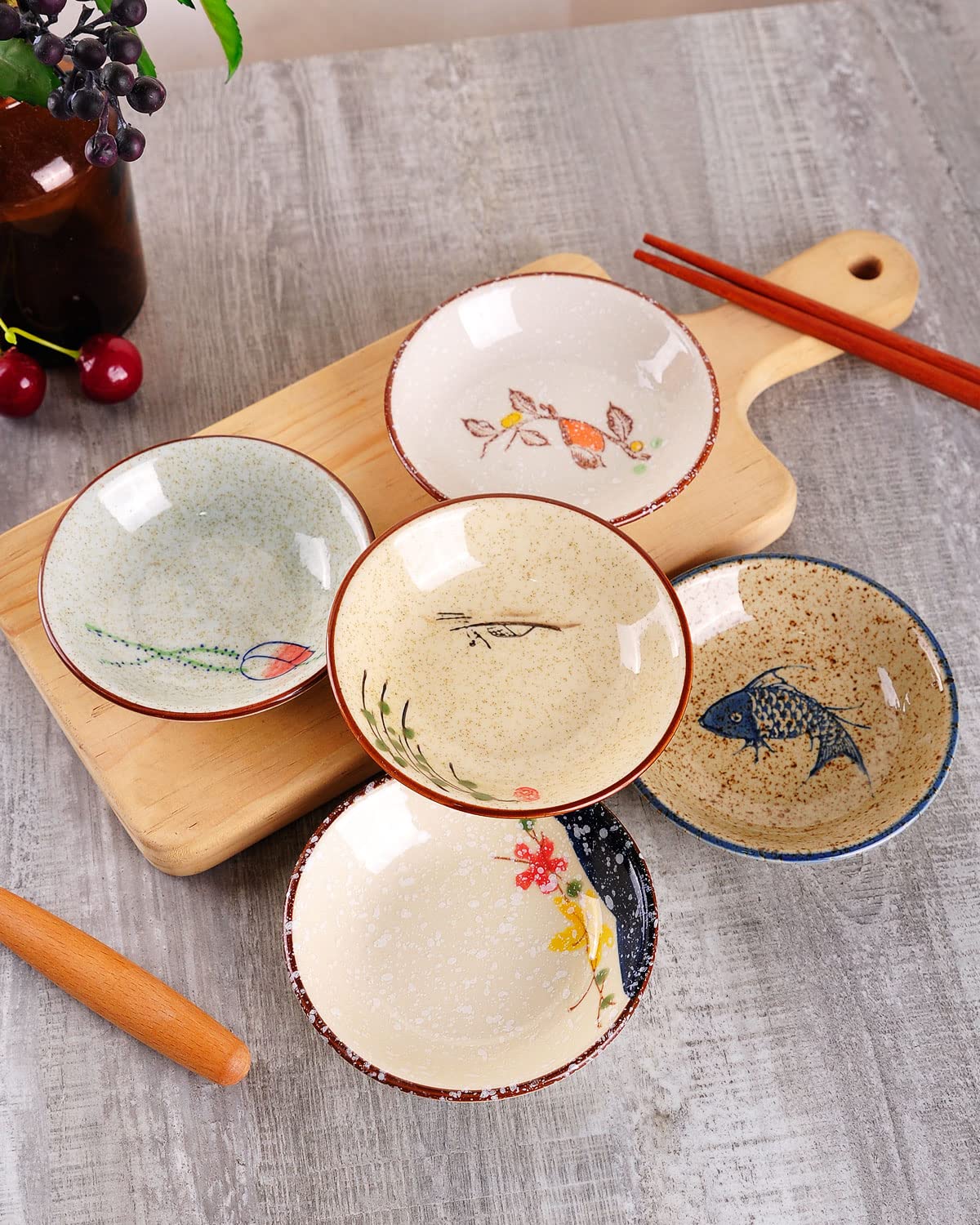 WHJY stackable porcelain side dishes save space on busy tables