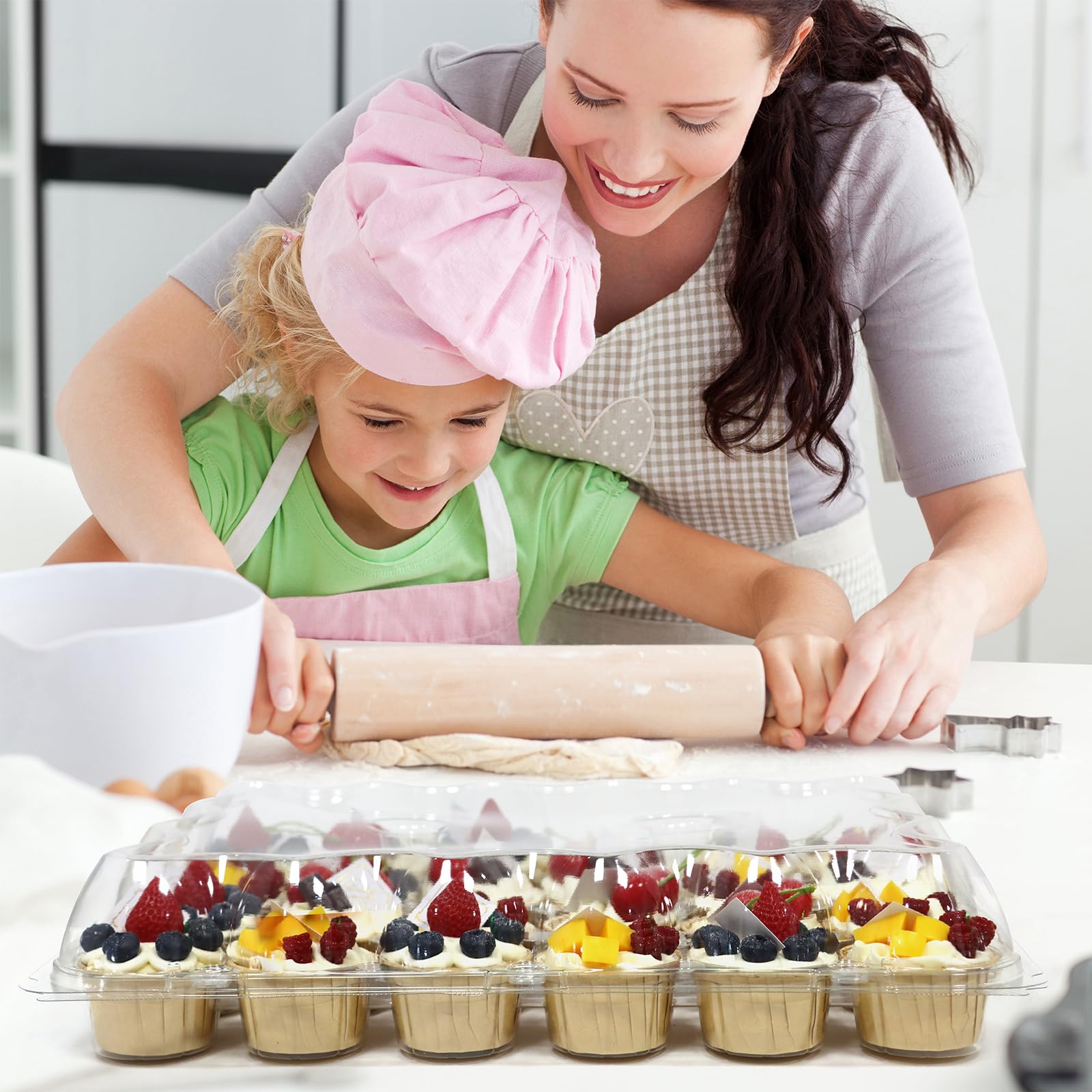 WIKDAY to-go dessert containers ideal for gifting.