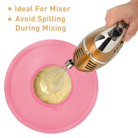 Wildone bowls are dishwasher-safe for easy cleaning; lids and graters are hand-washed.