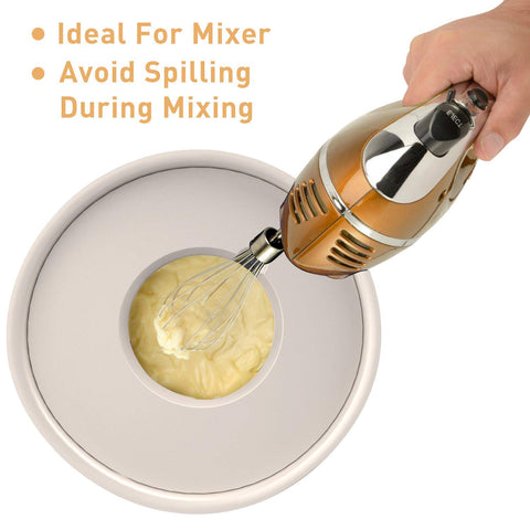 Wildone bowls with silicone non-slip bottoms stay steady during mixing