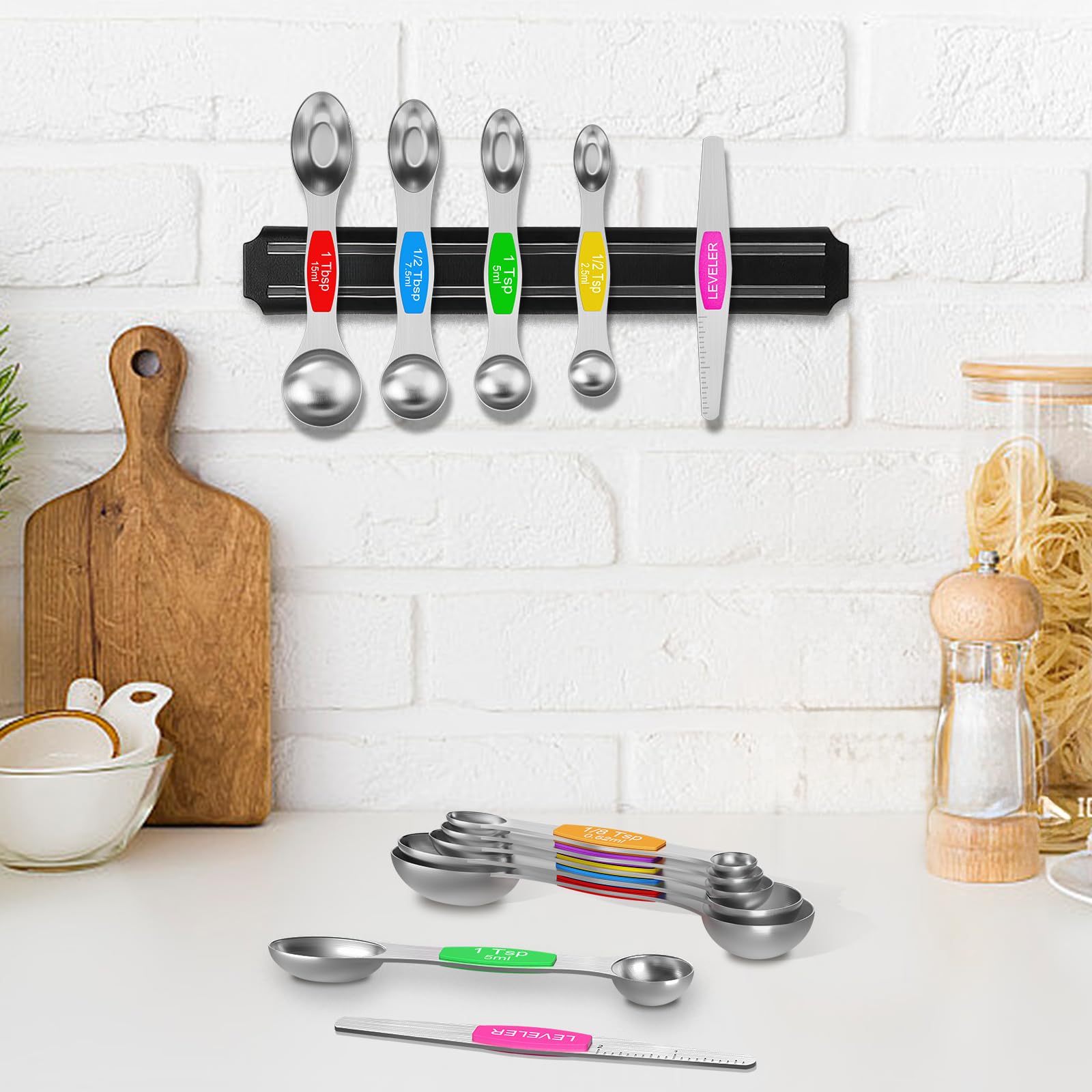 Wildone engraved ml markings on each cup and spoon simplify measurement.